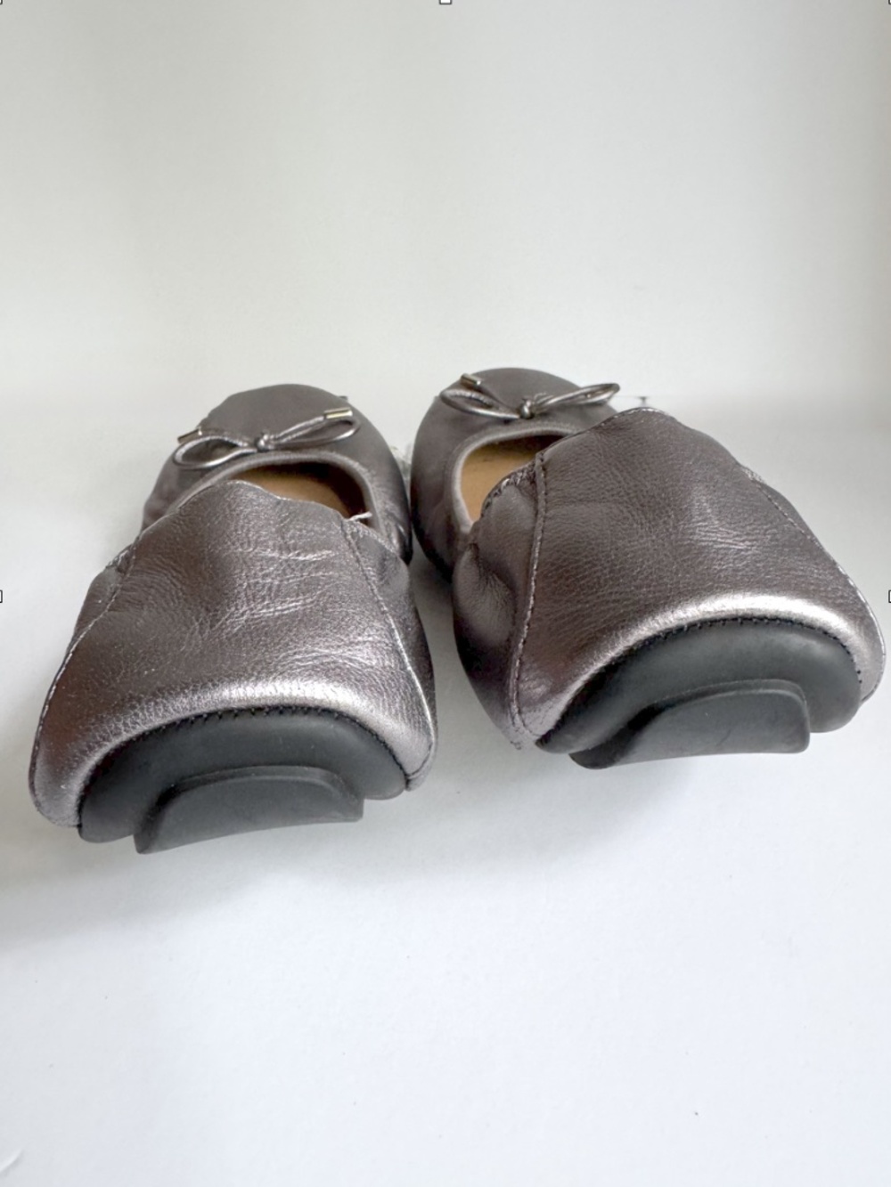 Me Too Halle 2.0 Metallic Pewter Leather Ballet Flats Size 8.5 - Picture 5 of 12